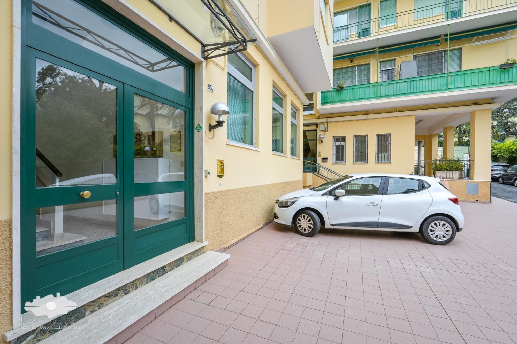 Una Finestra Sul Mare Genua Exterior foto